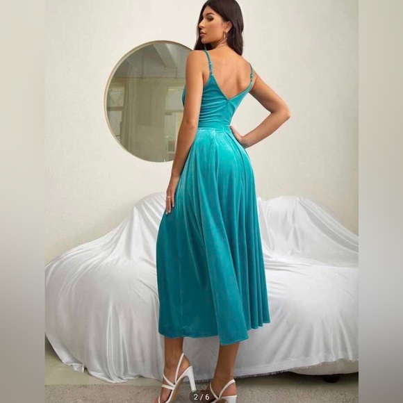 Shein Fold Pleated Split Hem Teal Velvet Cami Dress Sz Med NWOT - Picture 3 of 8